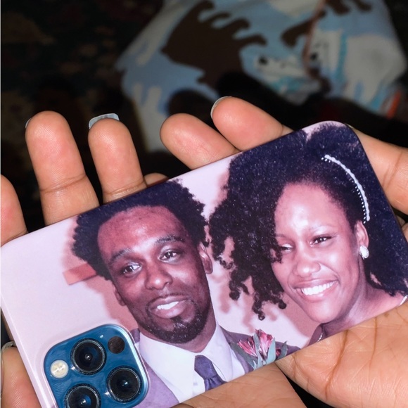 Meet your Poshers: Candace & Robert - Picture 9 of 9